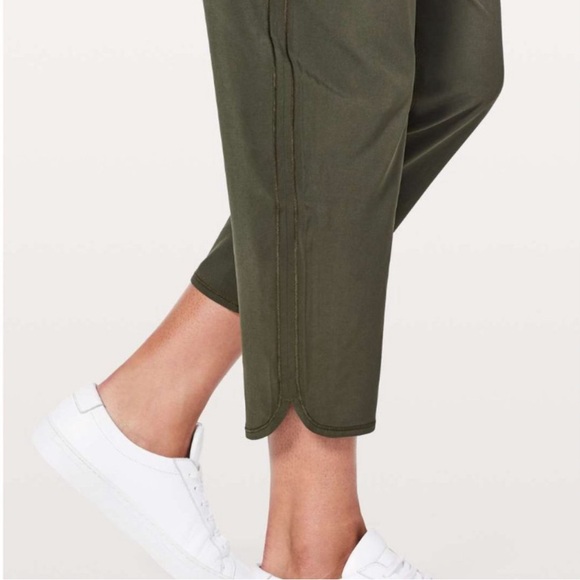 Lululemon Keep It Classic Crop Olive Green Pants size 12 - Picture 3 of 8